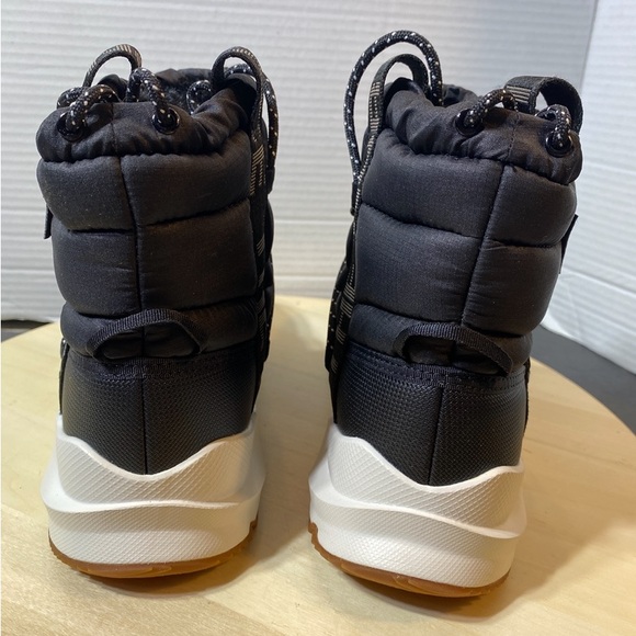 The North Face Black Winter Boots - Picture 5 of 8